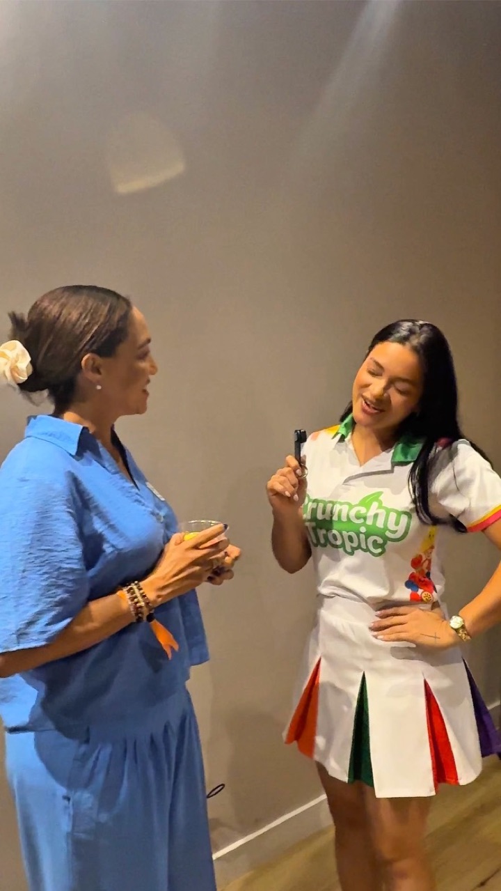 Entrevista en el stand de Crunchy Tropic en AgroConecta